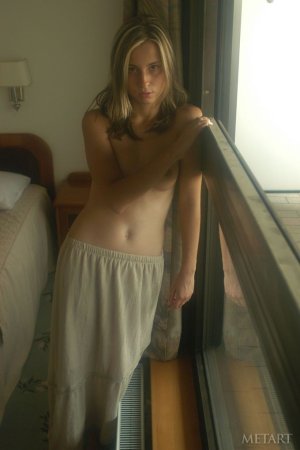 Shy bombshell with dazzling small hooters photo 8