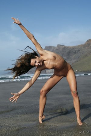 Mud covers some very smooth and sexy skin photo 17
