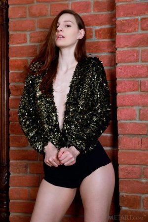 Brunette masturbates in the hope to relax photo 3